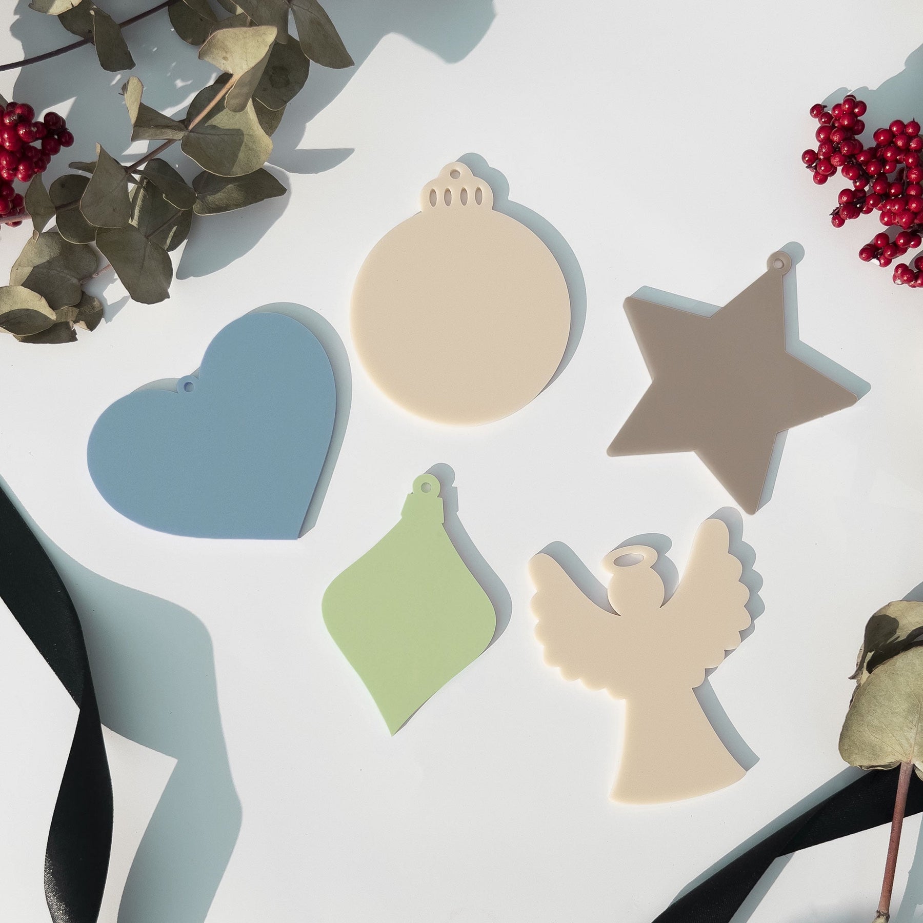 Acrylic Blank Heart Baubles - Solid Colours