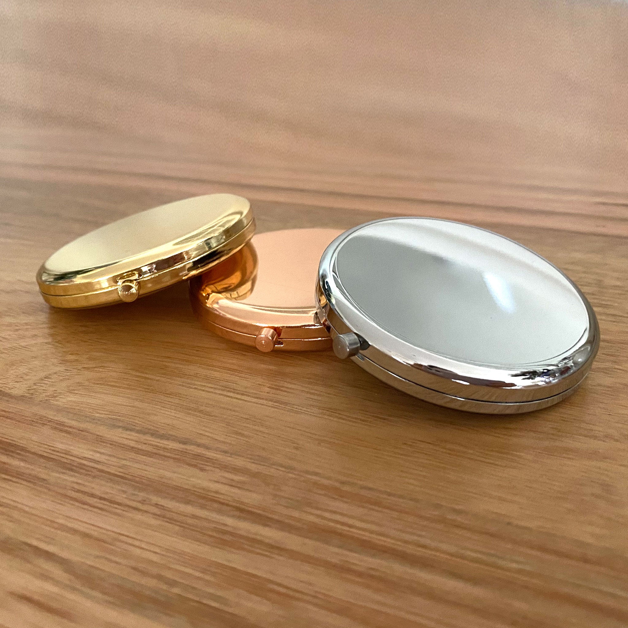 Compact Flip Mirrors