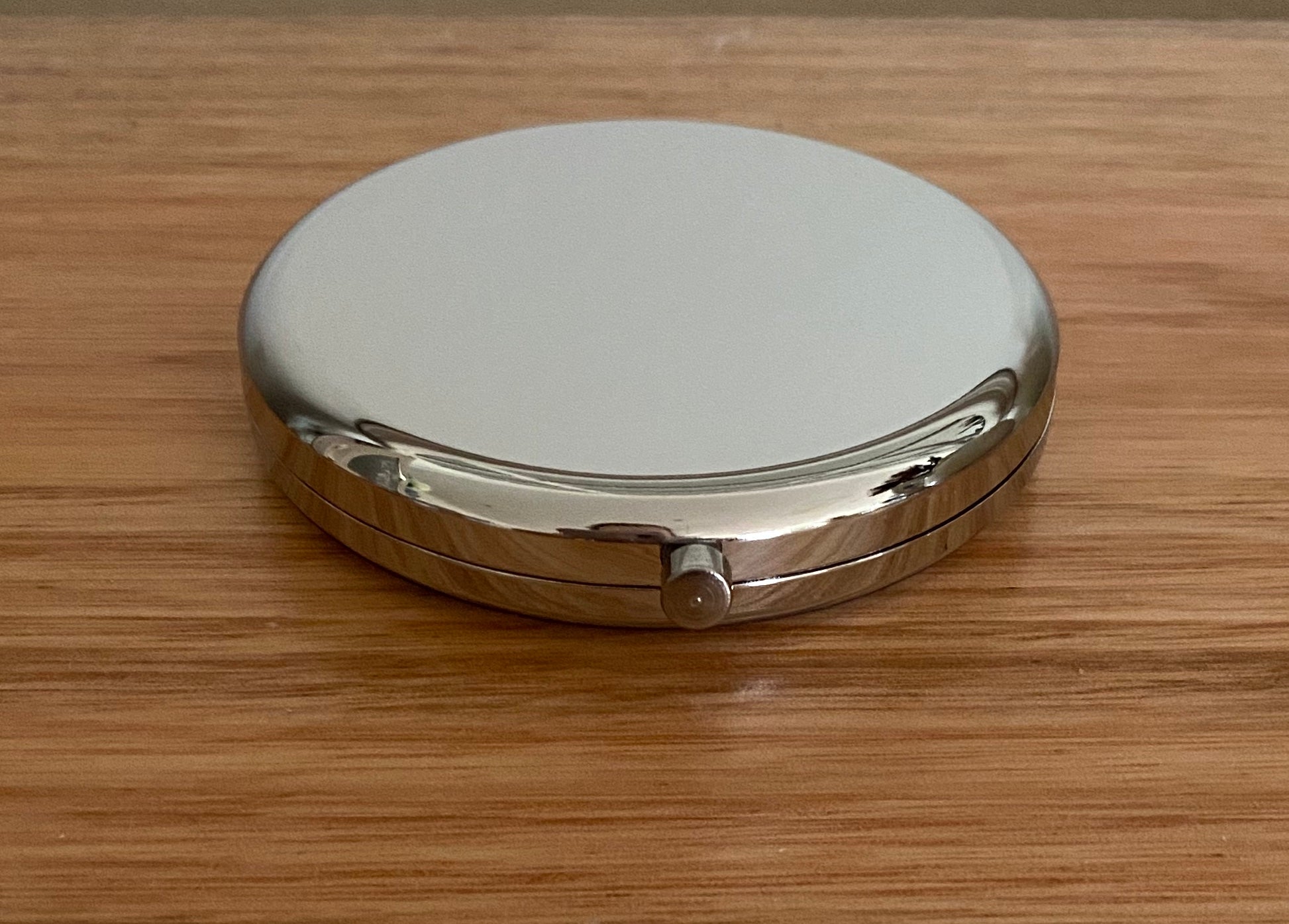 Compact Flip Mirrors