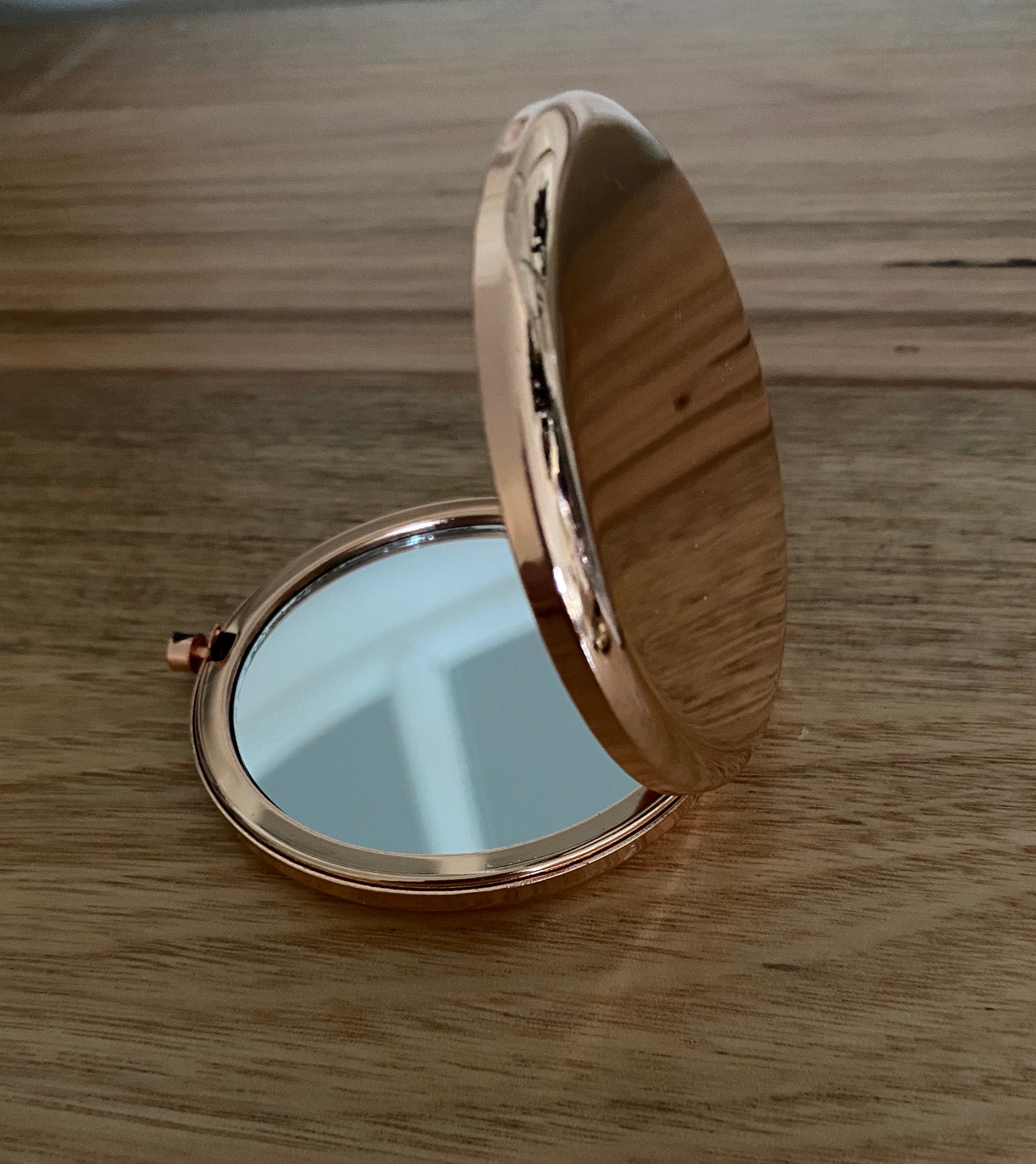 Compact Flip Mirrors