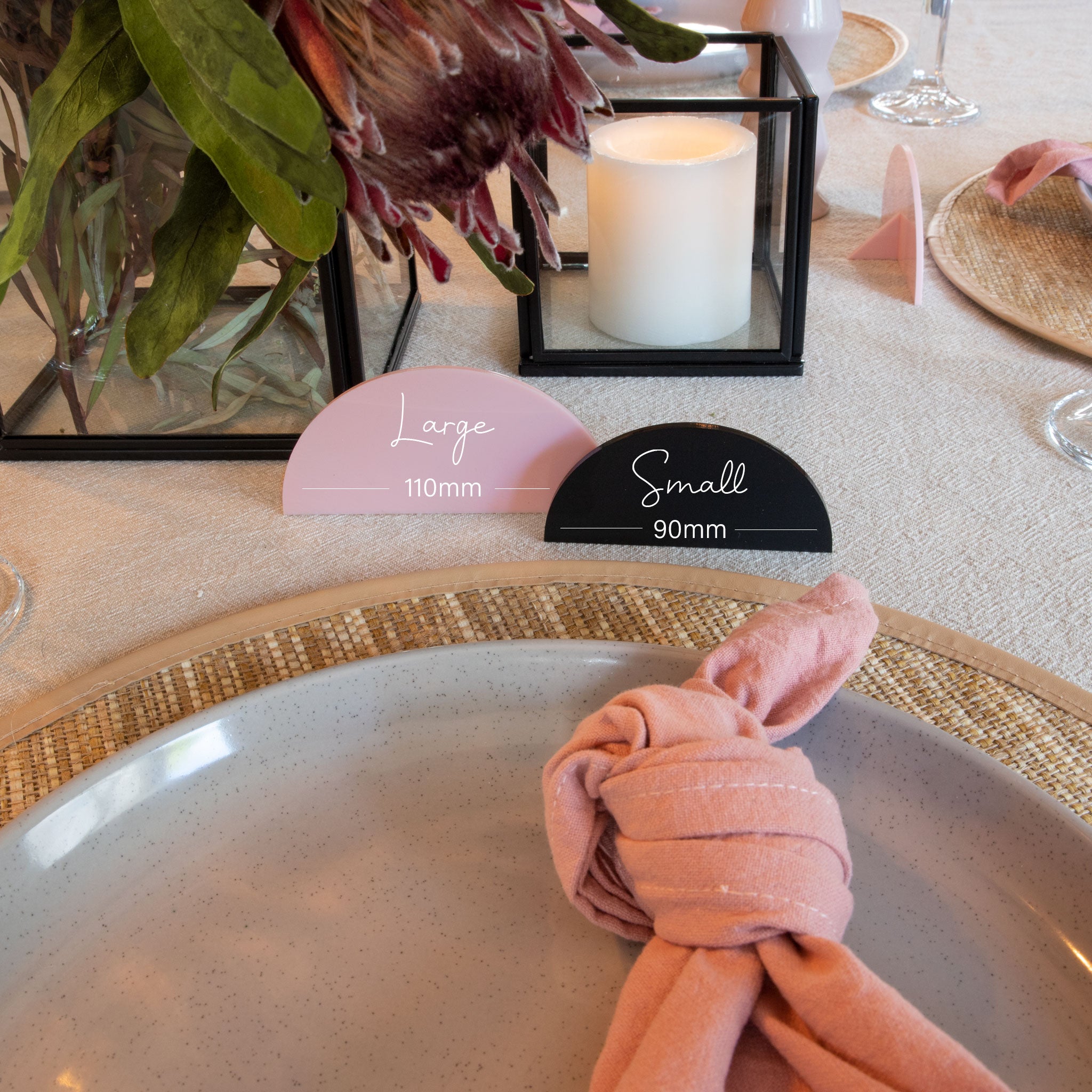 Acrylic Blank Place Card Standing - Semi Circle